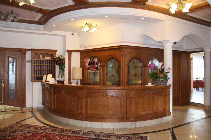 Ariston Lake View Hotel Molveno Dış mekan fotoğraf